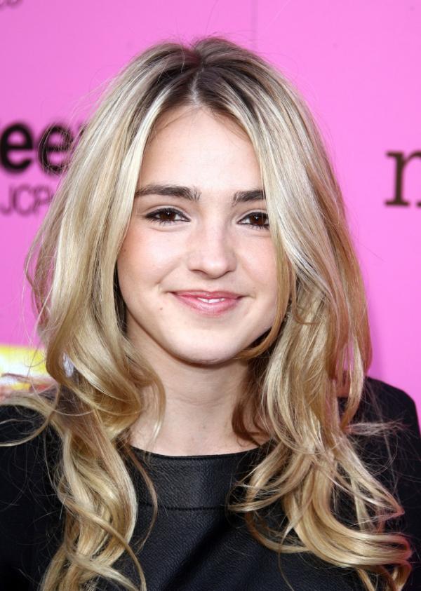 Katelyn Tarver  Bridgit Mendler...