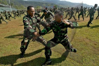 Latihan Militer Tentara Rusia, Korea, & Indonesia Prajurit+kodam+cendrawasih