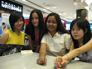 shu lei, ce and evonne and yours truly:)