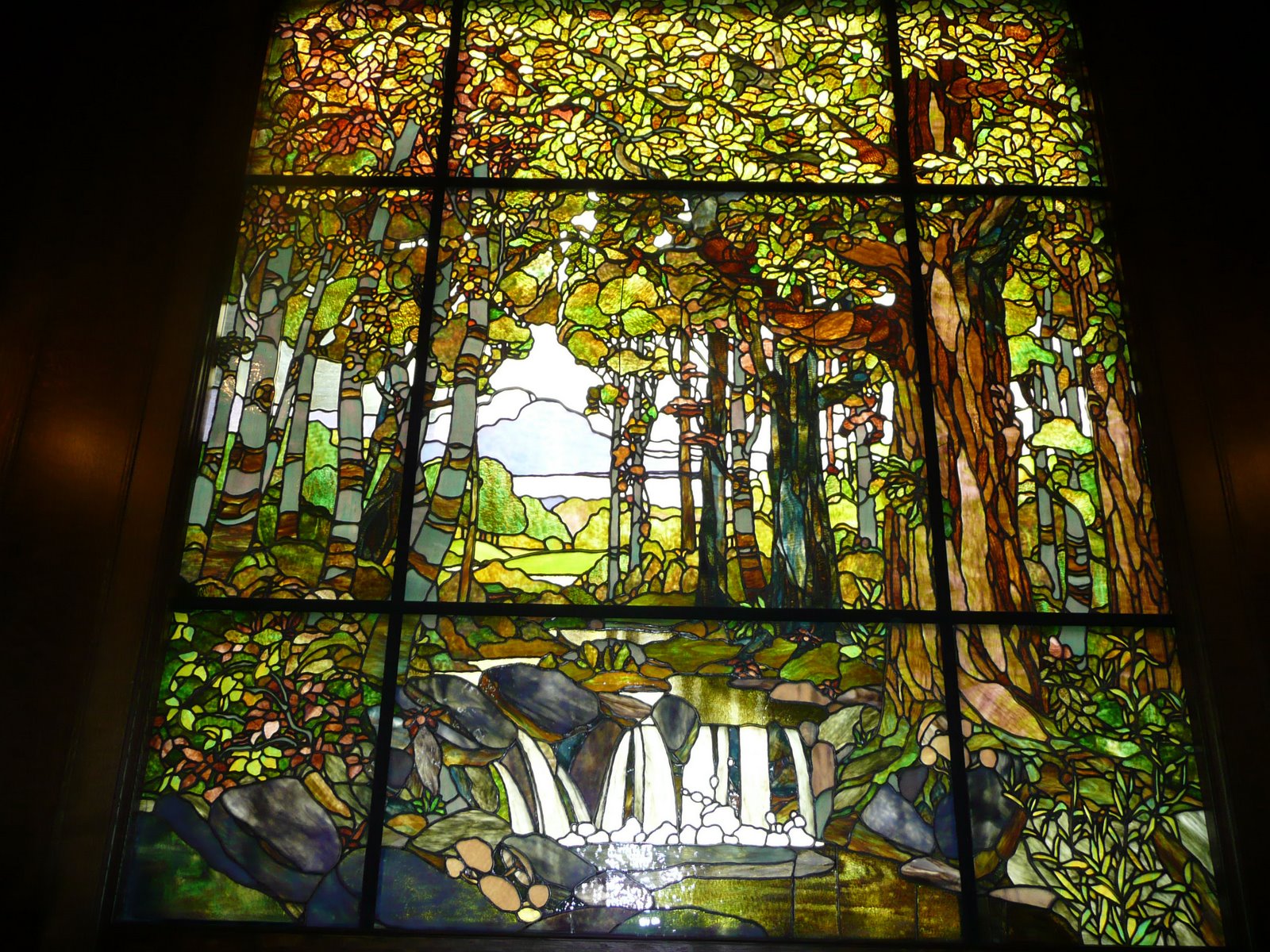 [tiffanyStainGlassWindow2.jpg]