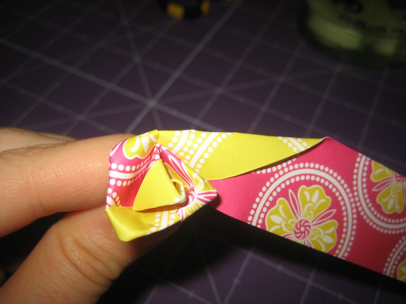 LO and Read Folded rose tutorial