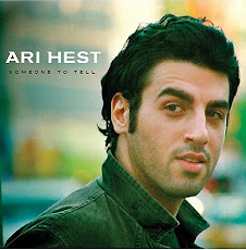 Solo Artist: Ari Hest