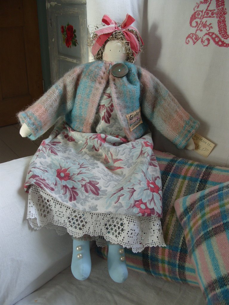 [Francesca,+Freya+&+Felicity+013.jpg]