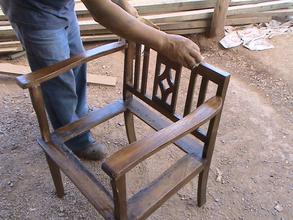 Como Reparar Un Mueble Viejo En Color Nogal | muebleriashalom