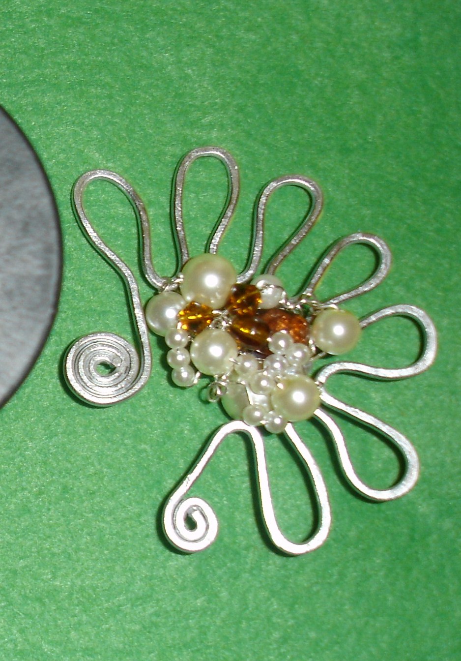 [broches+009.JPG]