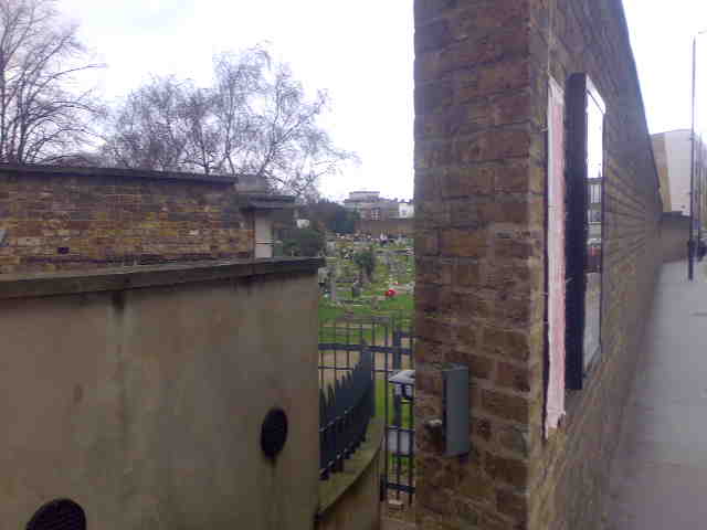 [08032008222-782260.jpg]