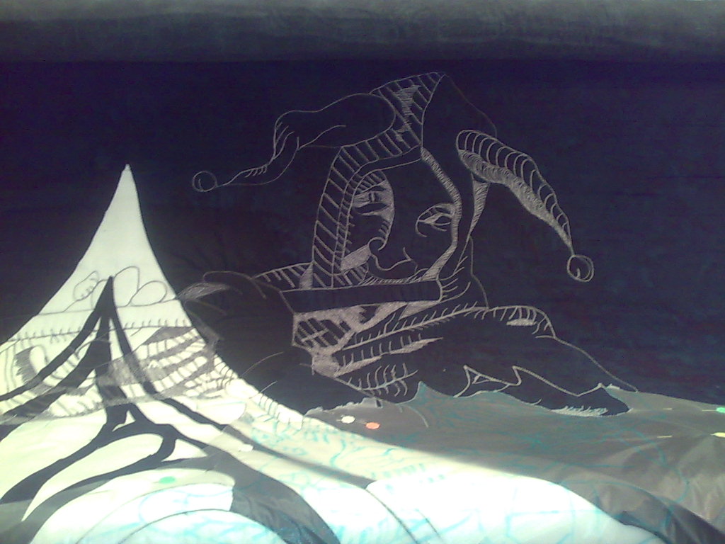 [24052009877-776678.jpg]