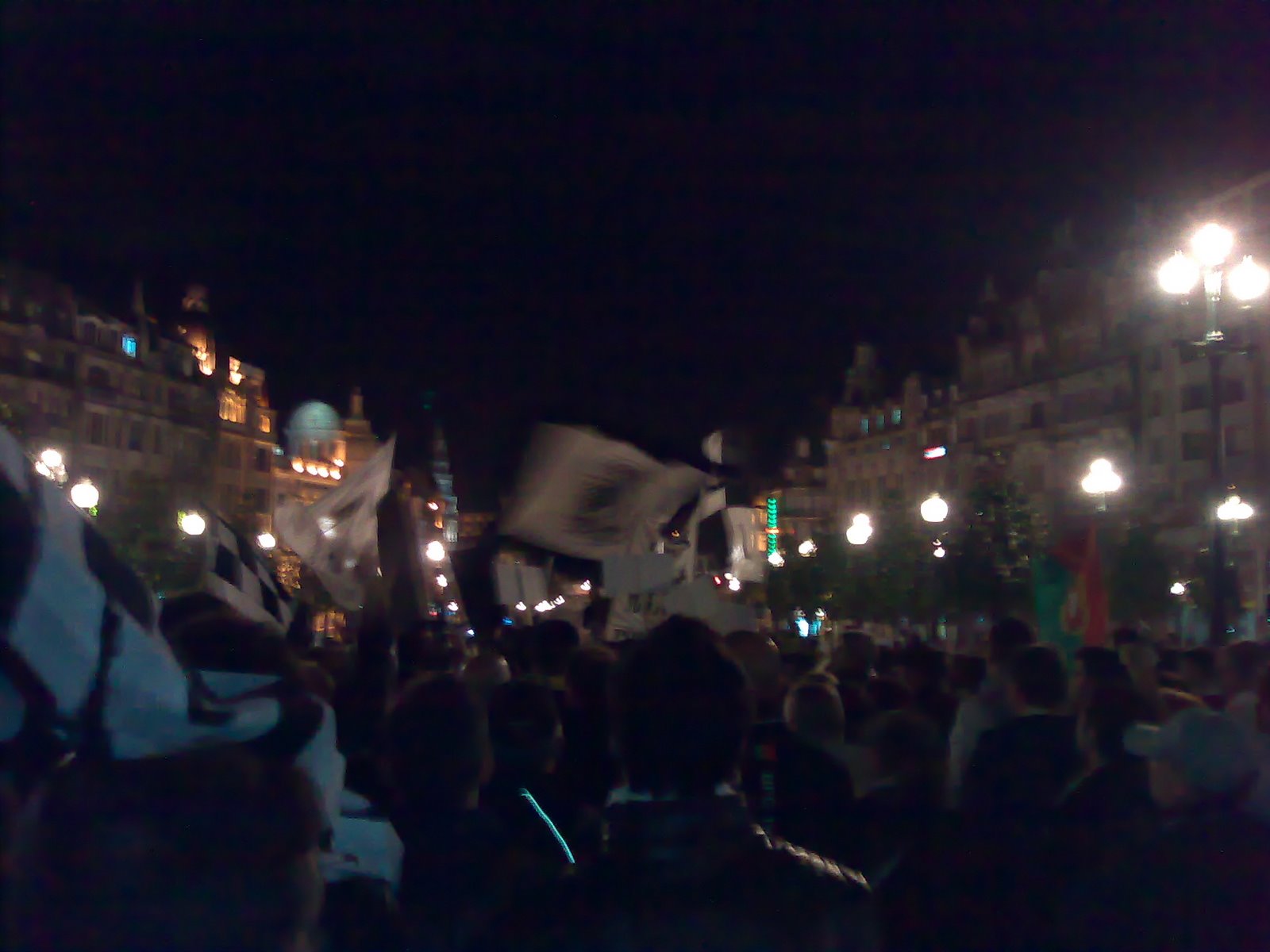 [17042009295.jpg]