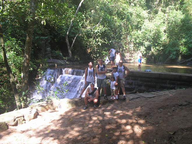 Caminhada a cachoeira dos Macacos