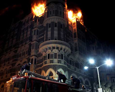 taj hotel burning