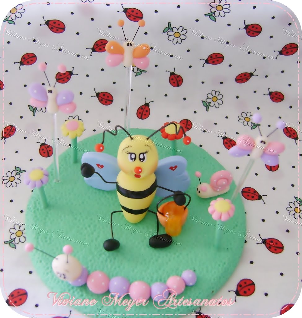 Viviane Meyer Arte em Biscuit topo de bolo jardim encantado Viviane Meyer Arte em Biscuit topo de bolo jardim encantado