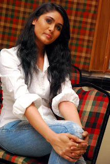 Actresss Biyanka Desai wallpapers, Hot photos