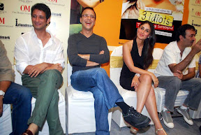Hot Kareena Kapoor at 3 Idiots Scrap Book Launch