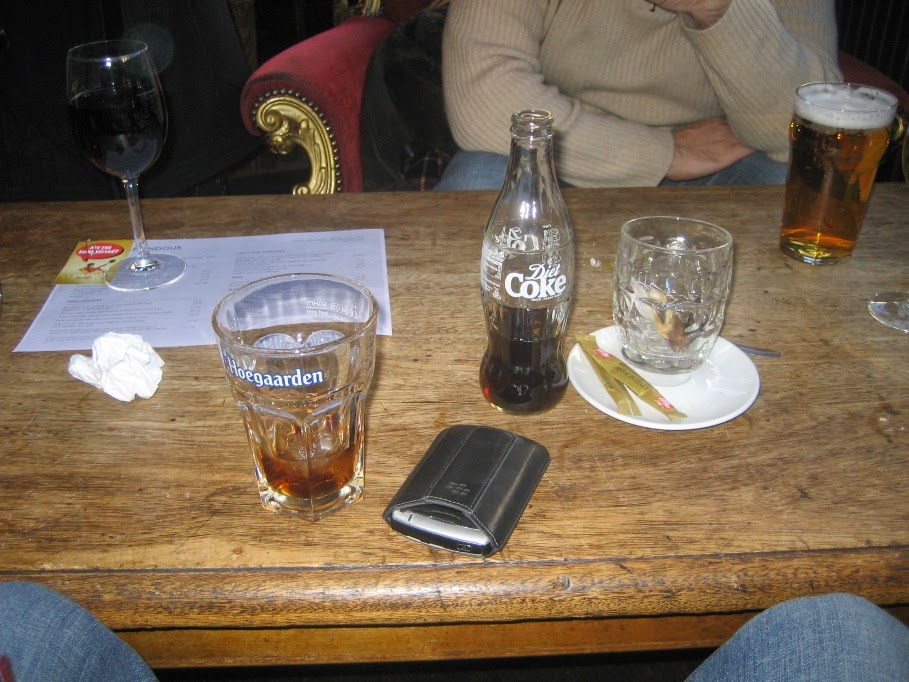 [20091220-suninsplendour-roast-+table.JPG]