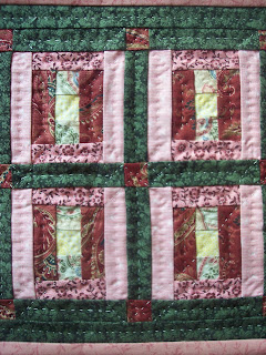 Little Pink Quilt in Log Cabin Pattern