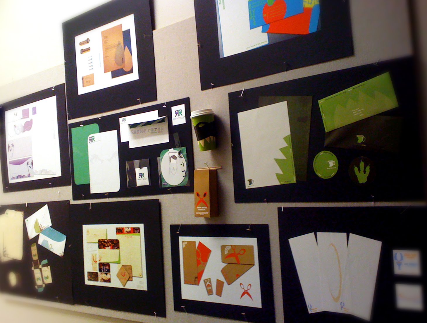 [wall+display+2_lg.jpg]