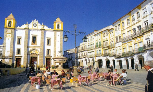 [evora2.jpg]