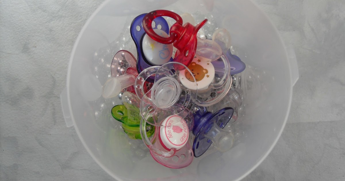 Louna La fée des tétines