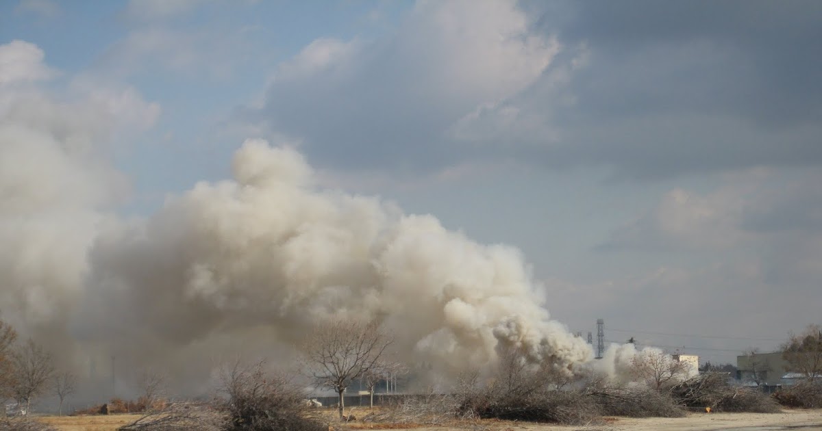 Bakersfield Observed Whose idea of a "no burn day" is this?