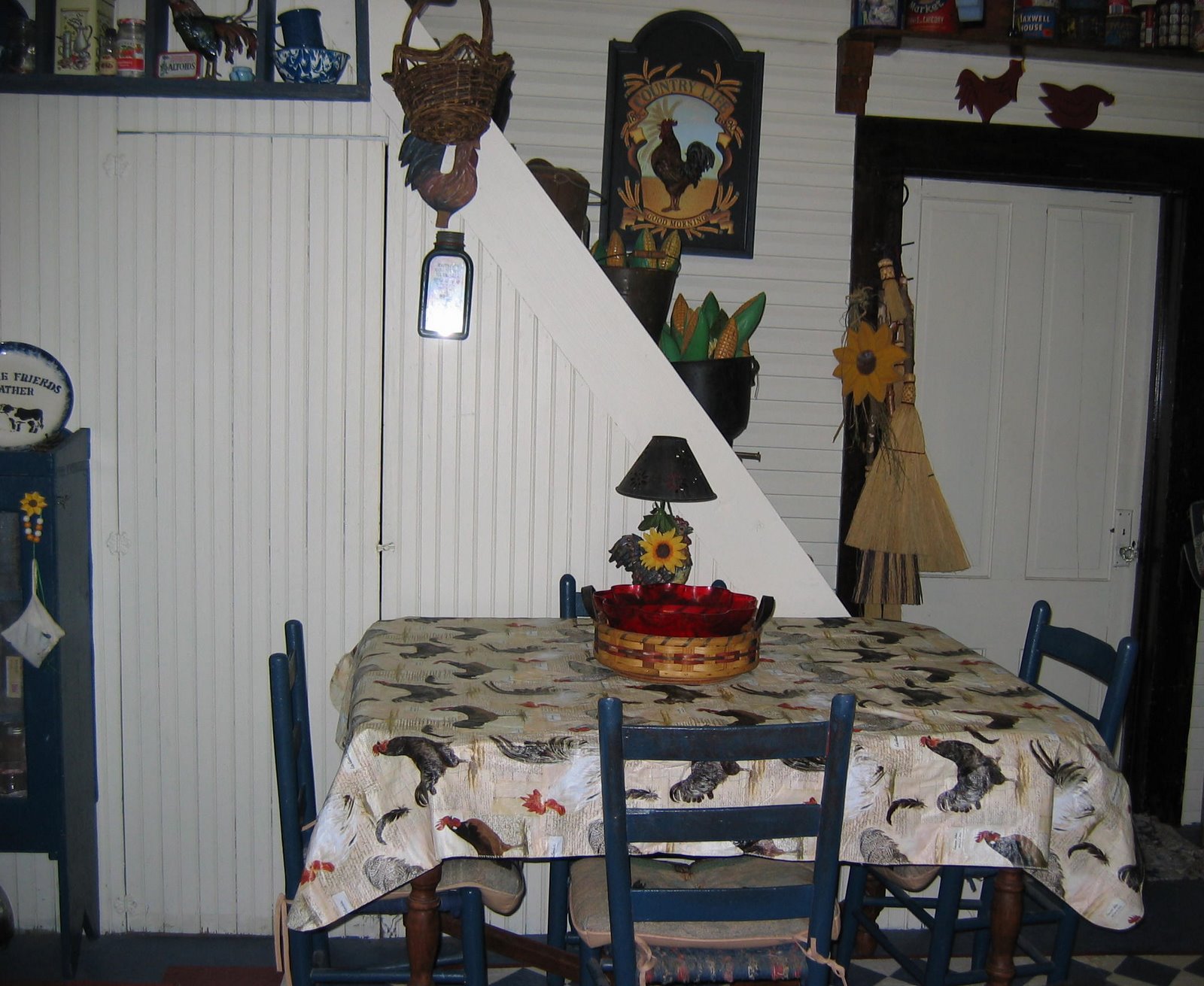 [breakfast+table+makeover+002.jpg]