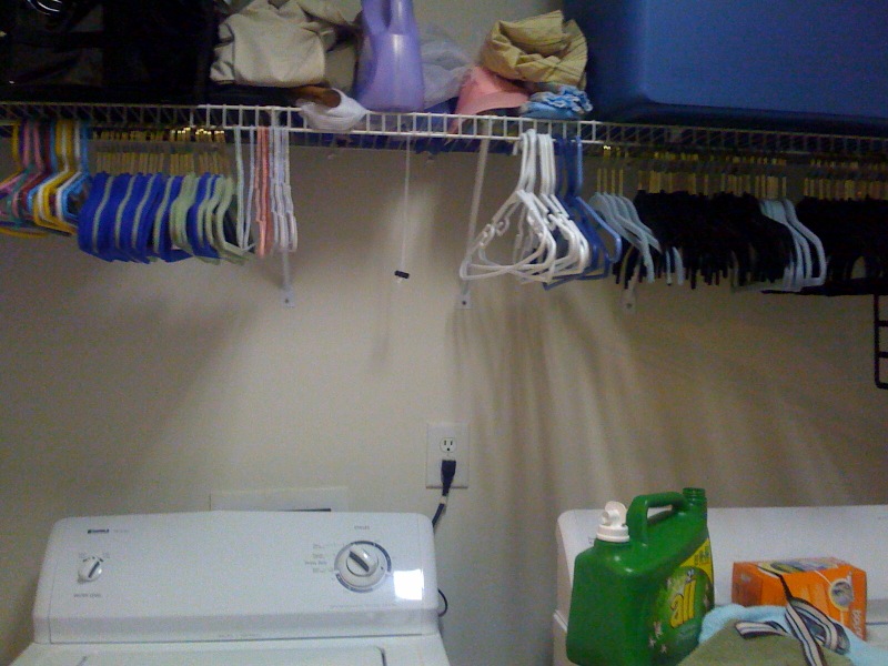 [organized+hangers]