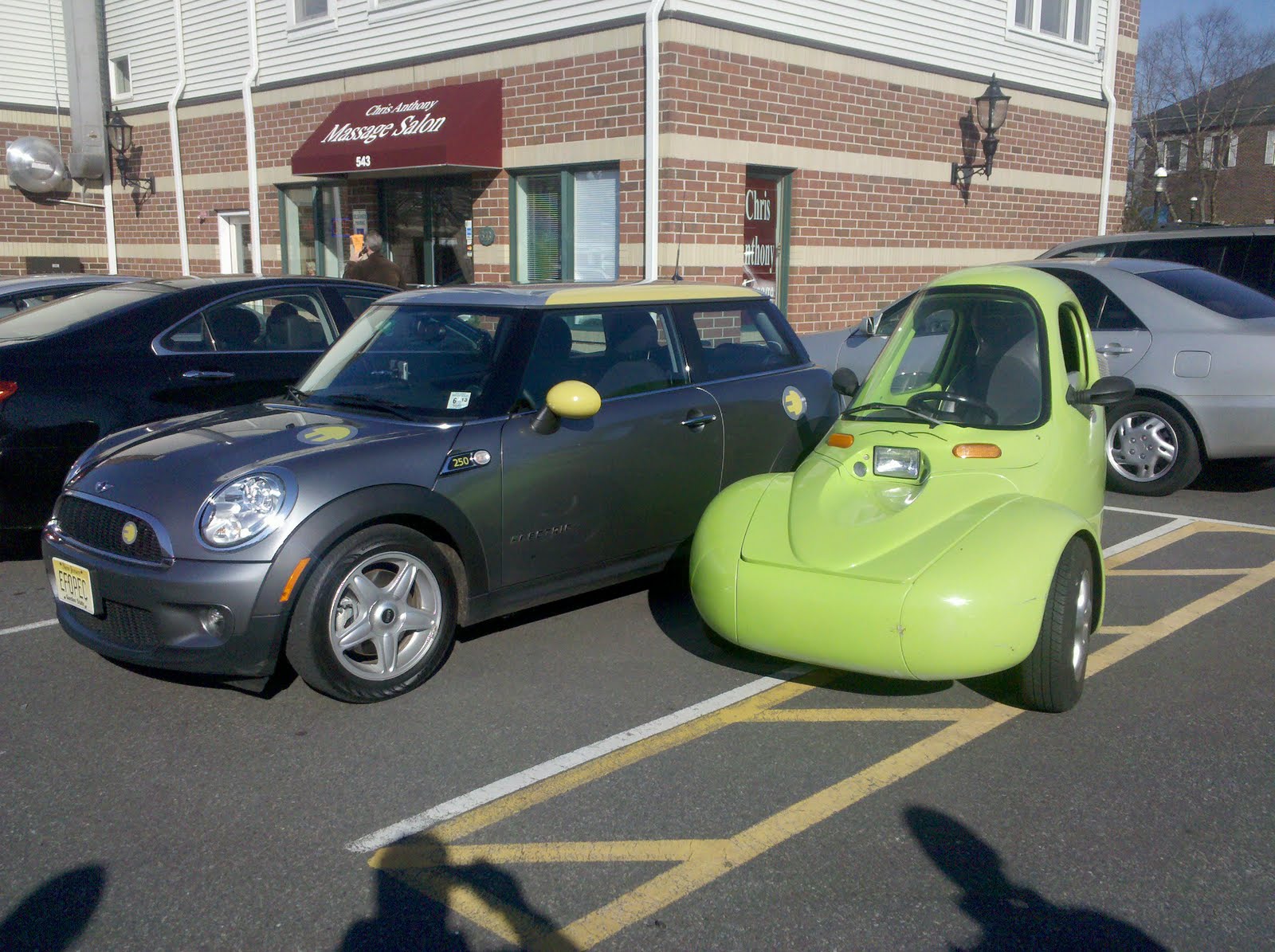 Mini E 250 Mini E Meets A Cousin