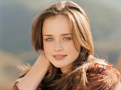 naked alexis bledel