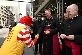 Hey, Mr. Pope..... - Page 2 Ronald+mcdonald+and+priests
