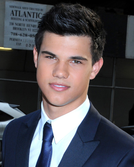 [Taylor-Lautner.jpg]