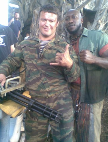 [Predators+on+Set_013.jpg]