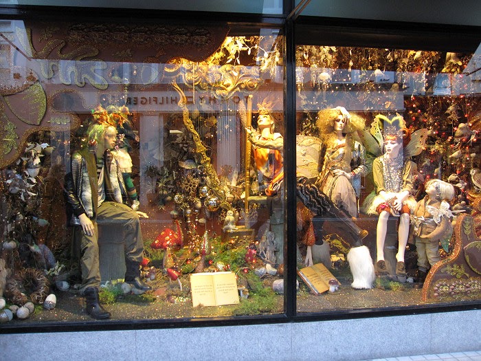 Andrea's Random Lil' Blog Brown Thomas Christmas Decorations!