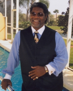 The Most Romantic Voice In Southwest Florida.