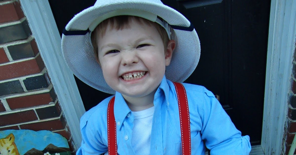 Anne Elser Mail Truck Costume