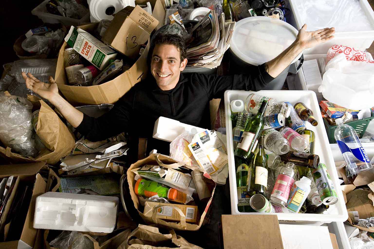 [Ari+and+Trash3.jpg]