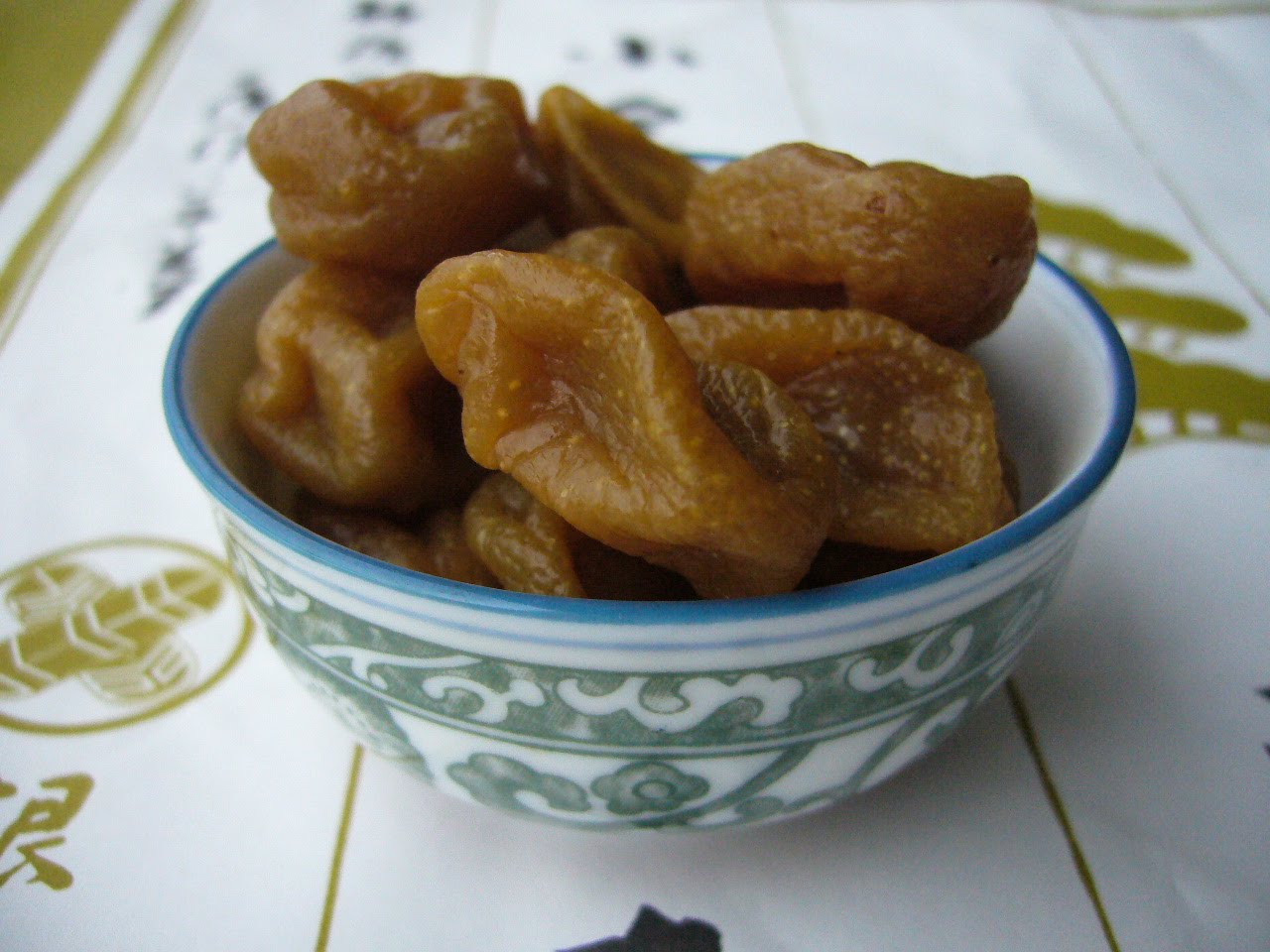 [091006,+kumquats+luis+figueroa.JPG]