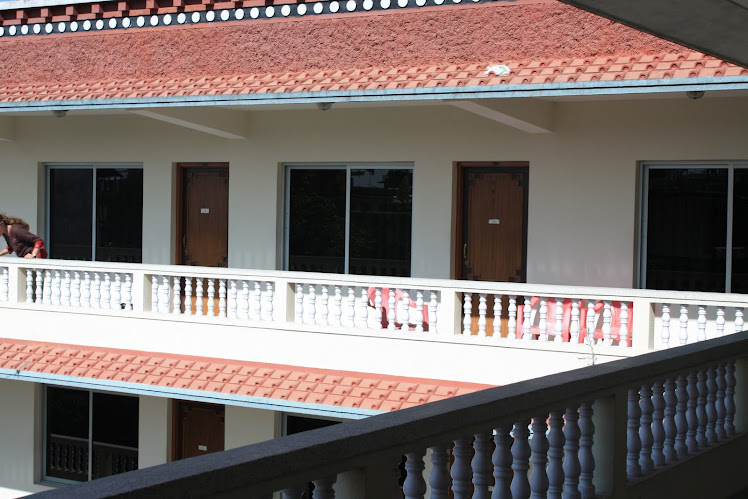 Tharlam Guest-House