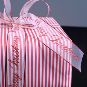 [Christmas-Ribbon_medium.colloco.co.uk.jpg]