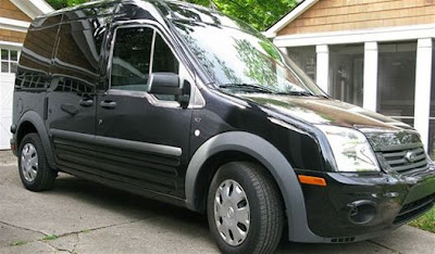 Black Transit Connect