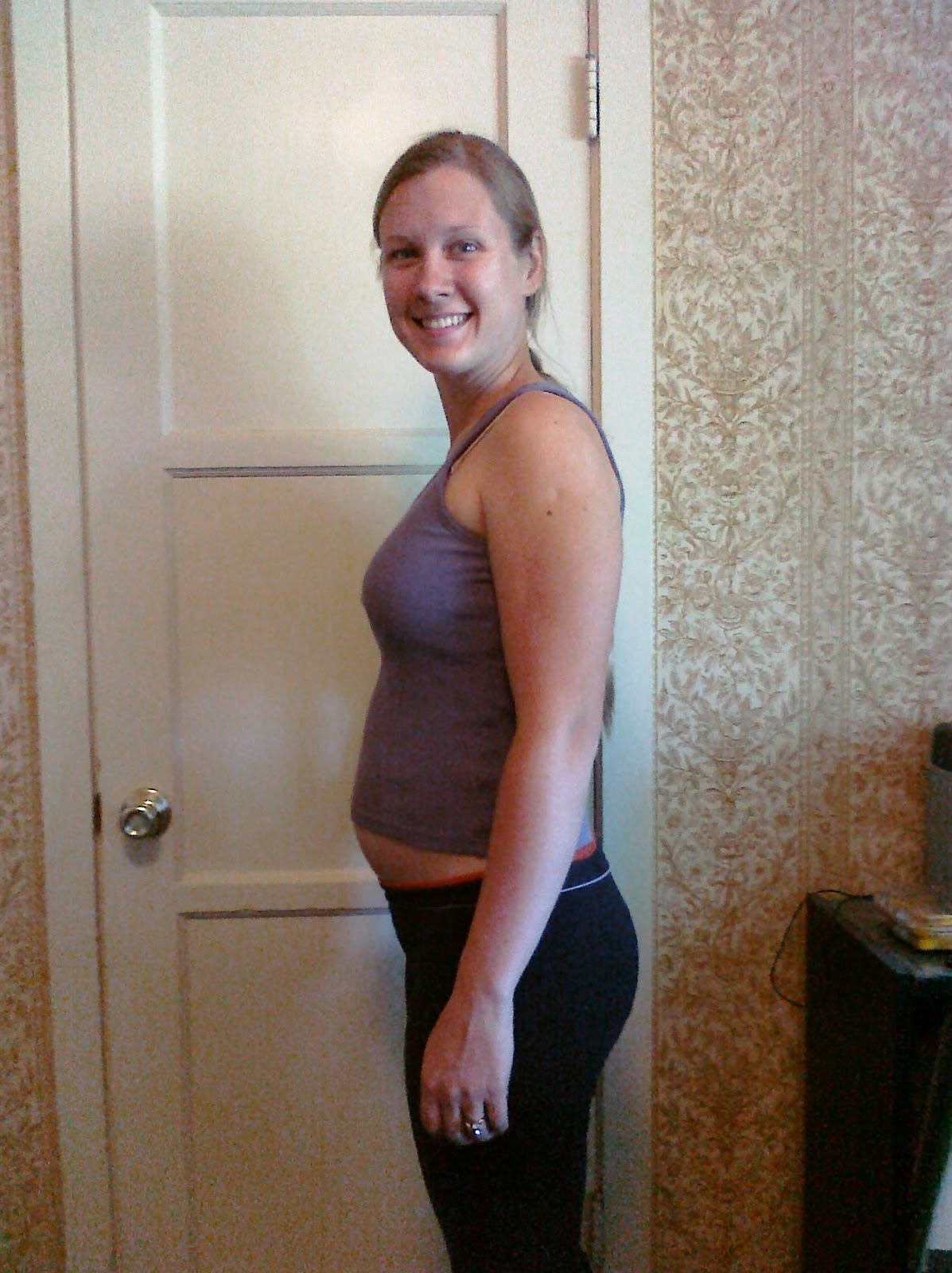 Katy + Little Bug Baby Bump 16 weeks