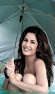 Bollywood News And Pics Katrina Kaif S Wardrobe Malfunction
