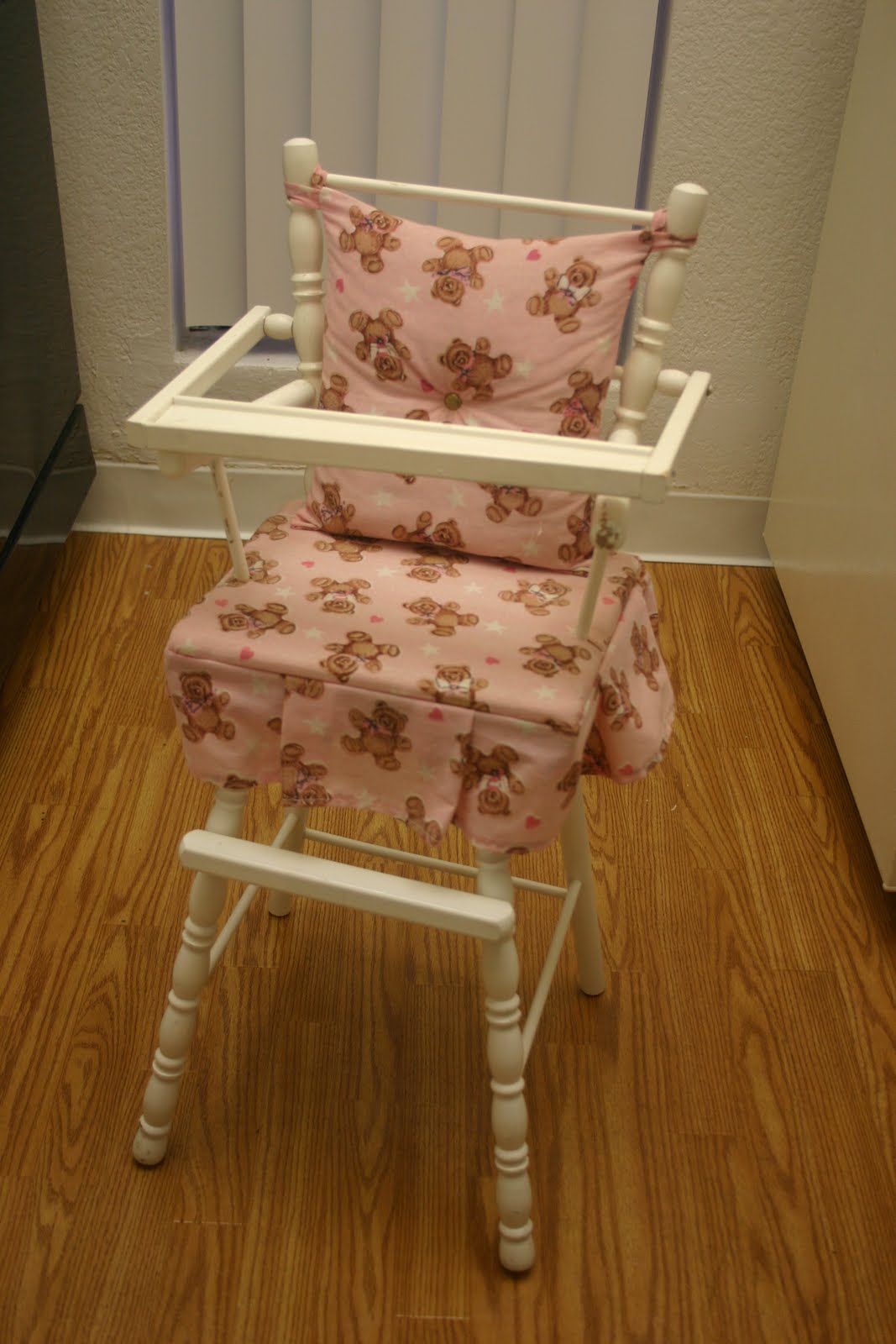 Honeybee Vintage Goodwill Finds