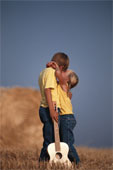 [boy+and+girl+in+field.jpg]