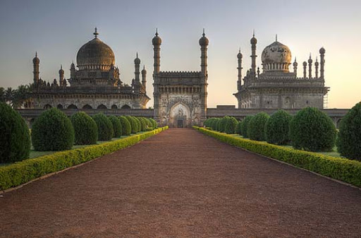 Ibrahim Rauza, Bijapur Ibrahim+Rauza,+Bijapur The Incredible India: 90 Spectacular Photos