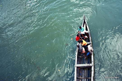 Light house, Vypin Beach, Kochi, Kerala Life+in+Kerala The Incredible India: 90 Spectacular Photos