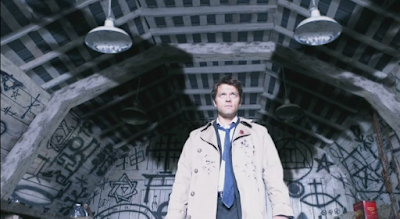 Castiel_shows_his_wings.png
