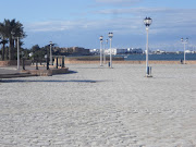 L'aéroport de Tripoli étant inaccessible, c'est l'aéroport de Djerba qui est .