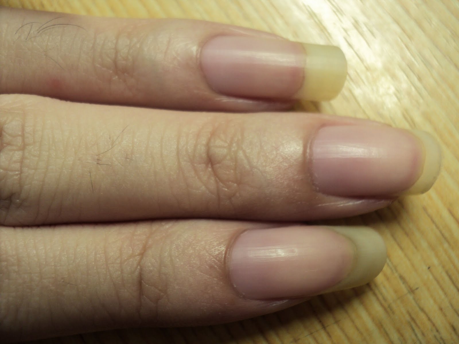 Isabel Lee Malaysian Beauty & Lifestyle Blogger Elianto Cuticle Oil