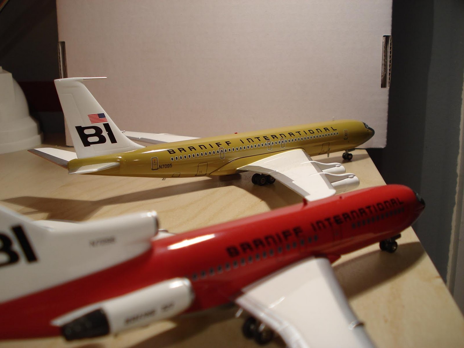 braniff 707
