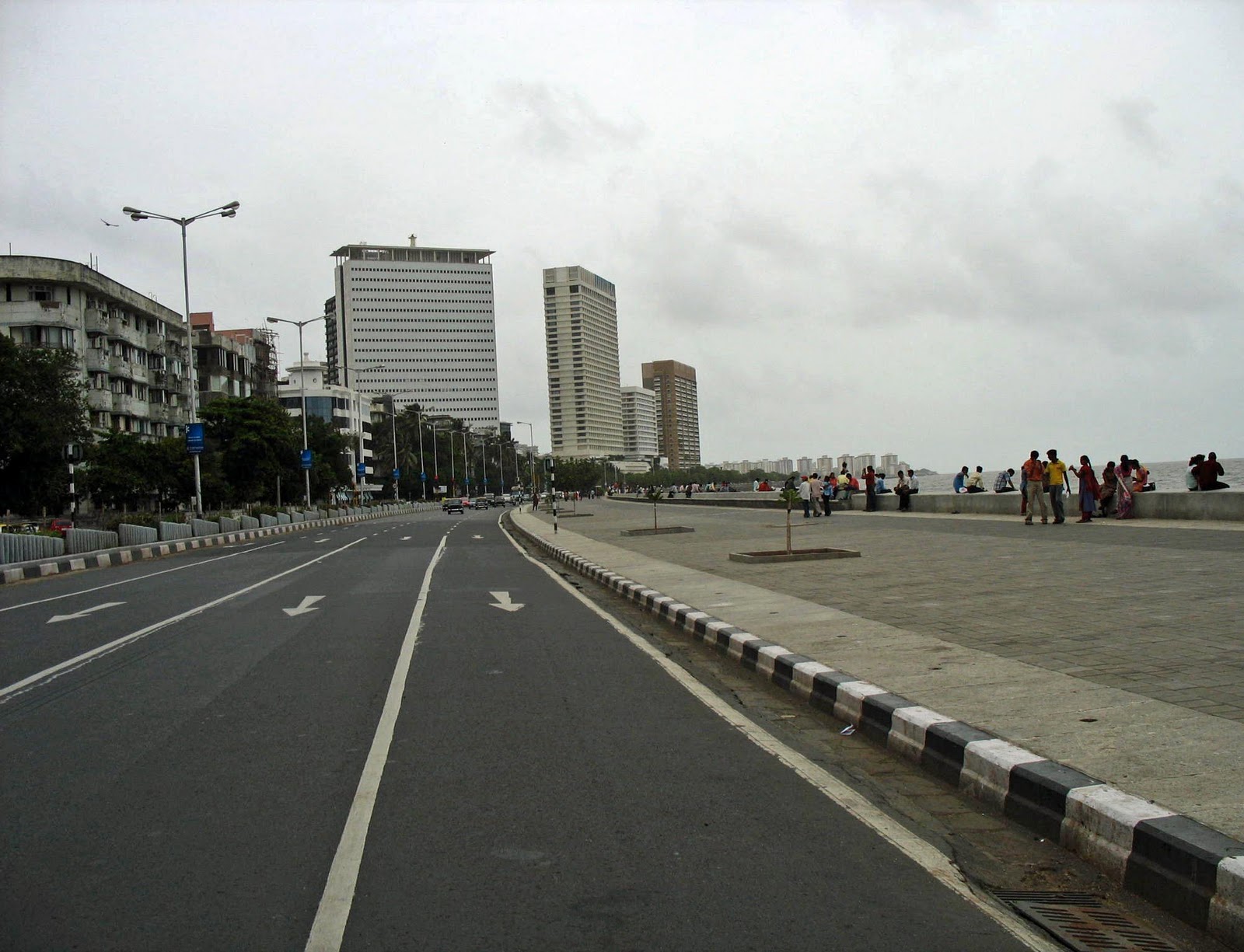 Stock Pictures Marine Drive Mumbai Photographs and Sketches