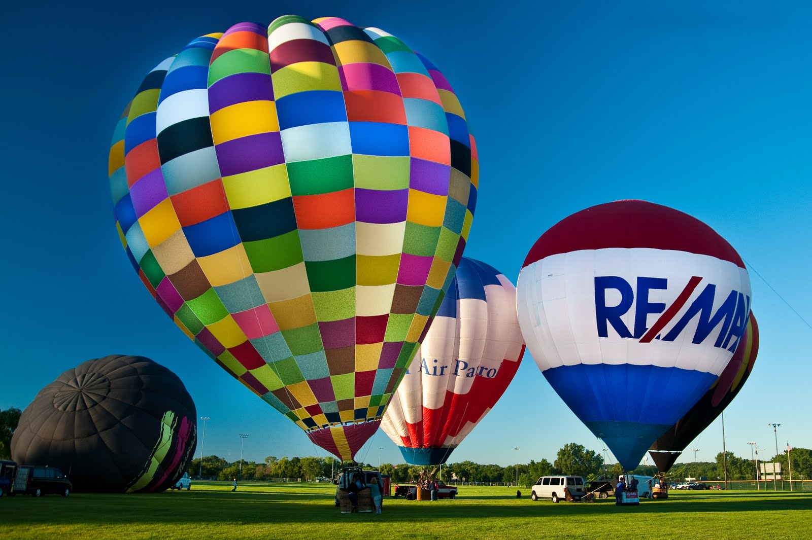 Shot of the Day Lisle Eyes to the Skies Balloons Rising